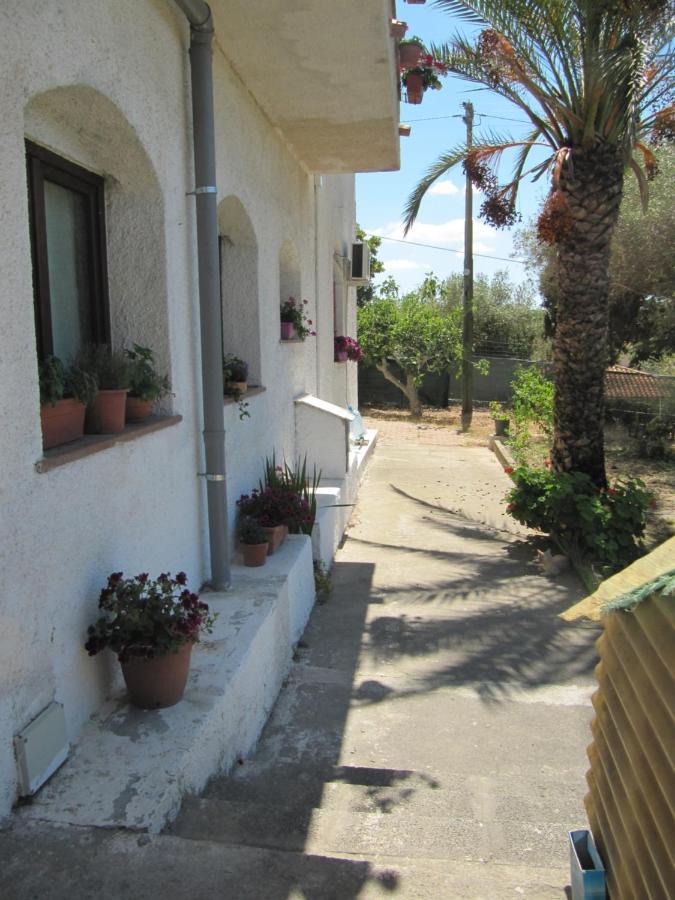 B&B I Limoni Sorso Εξωτερικό φωτογραφία
