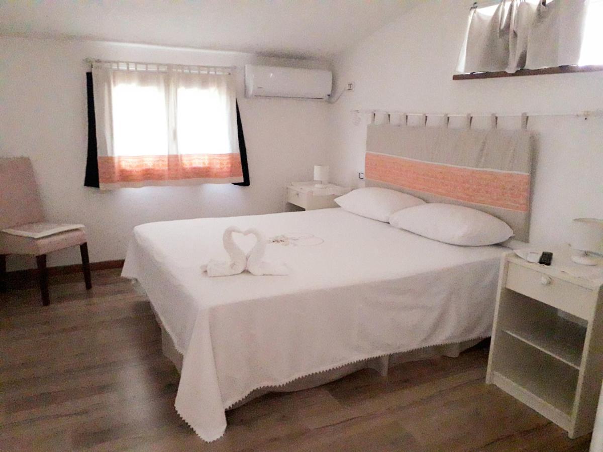 B&B I Limoni Sorso Εξωτερικό φωτογραφία